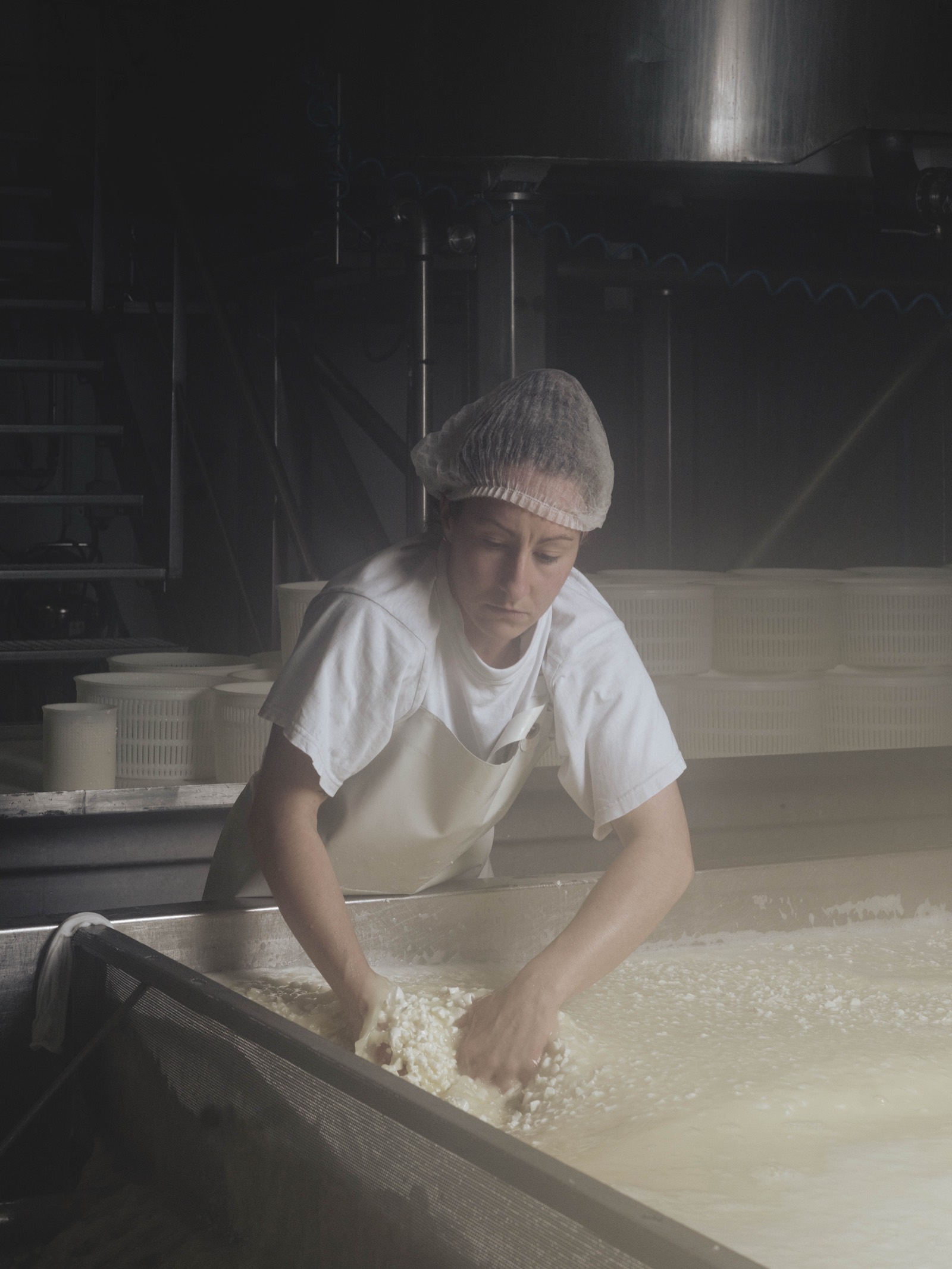 Travail du caillé dans son lactosérum